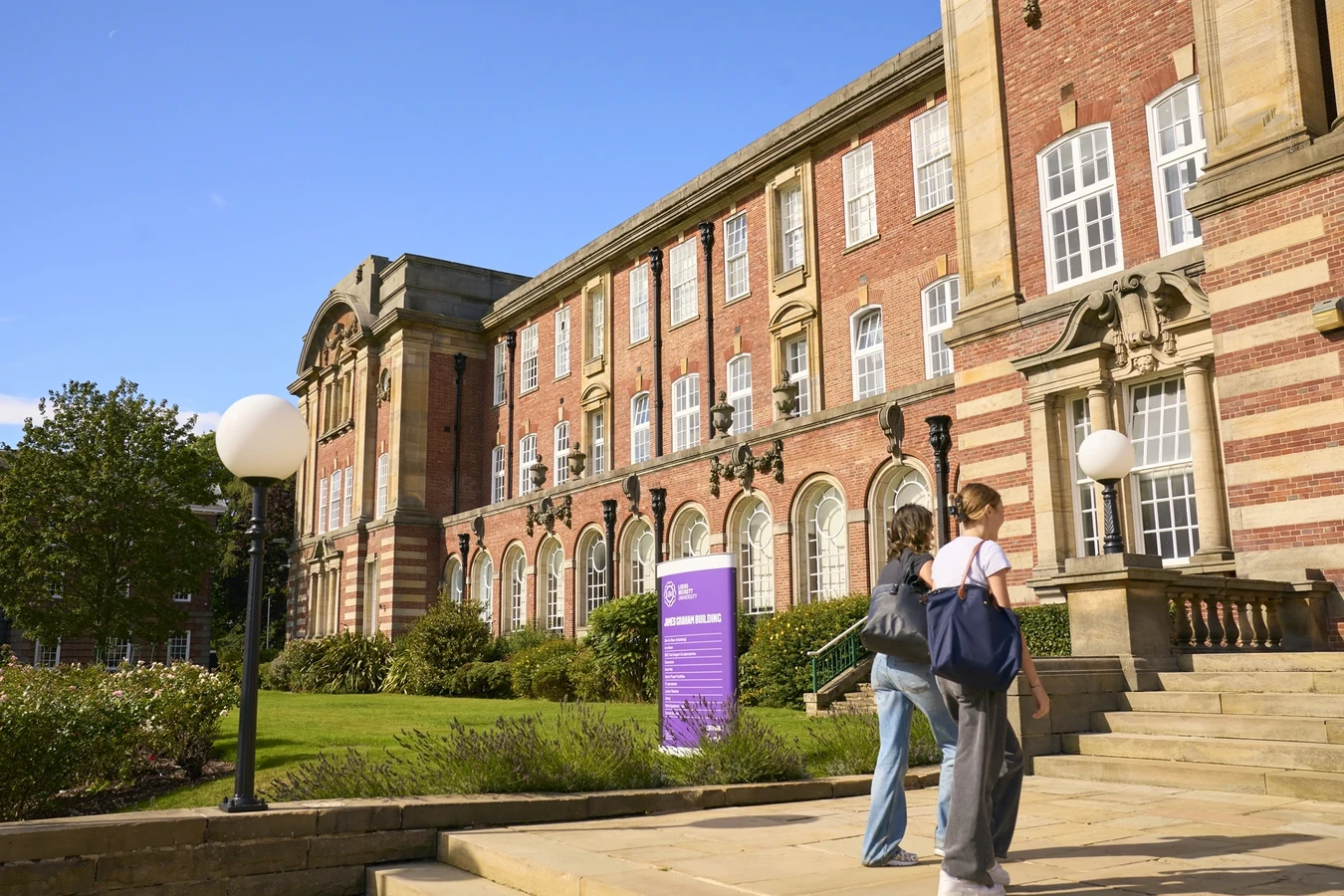 Leeds Beckett University 校园