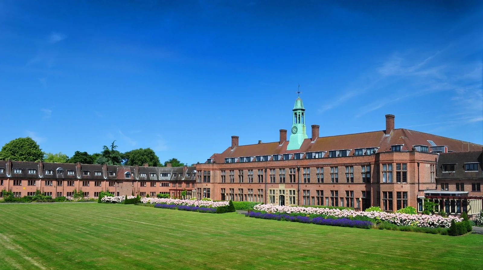 Liverpool Hope University 校园