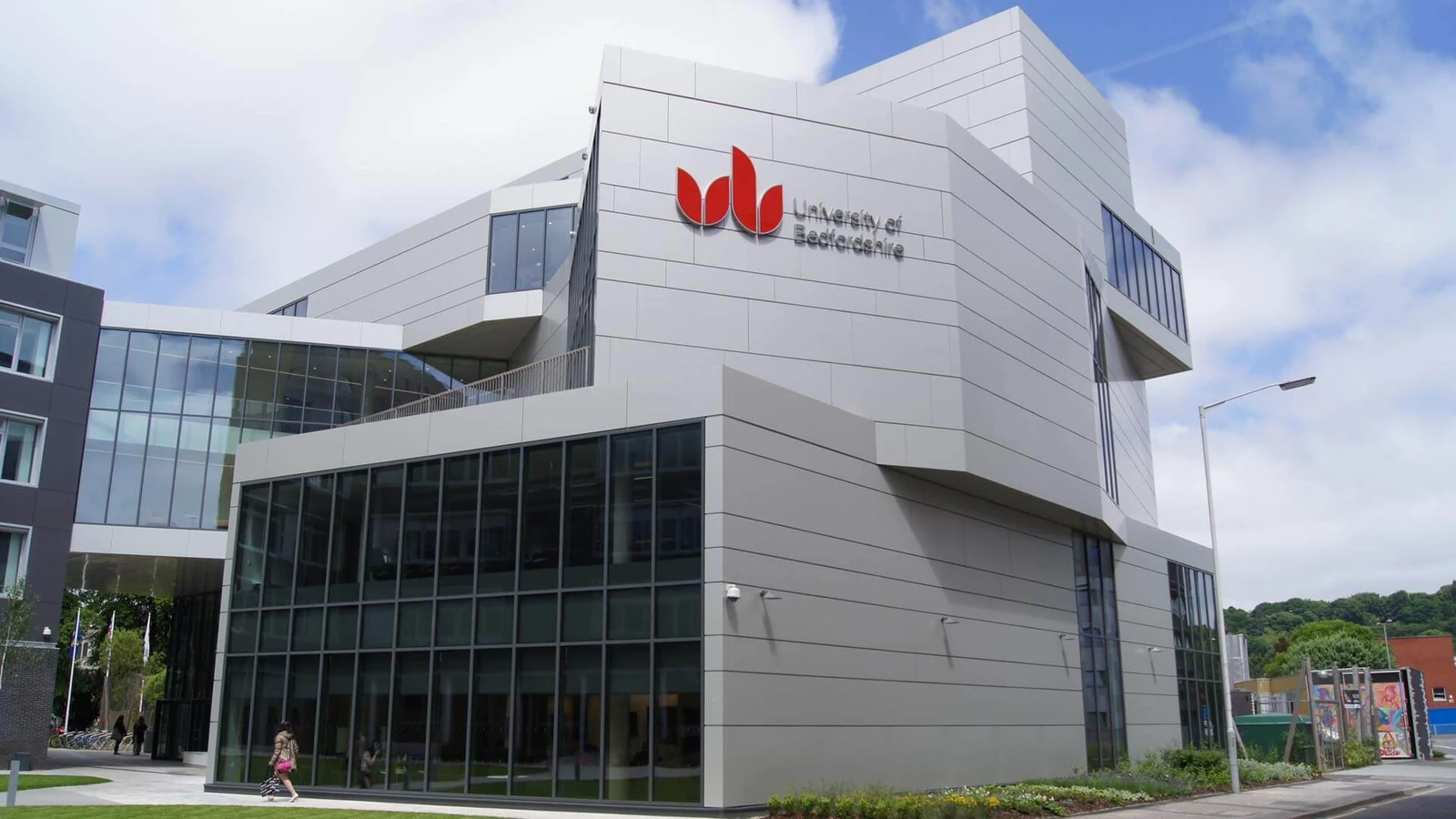 University of Bedfordshire 校园